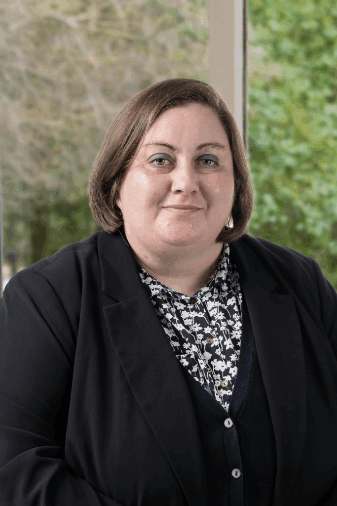 Nikki Rhodes Chair Shot Cropped